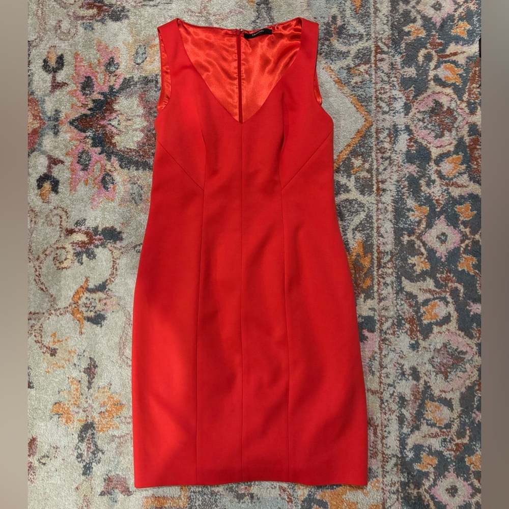 Elegant Tahiri Red Sleeveless Minidress
